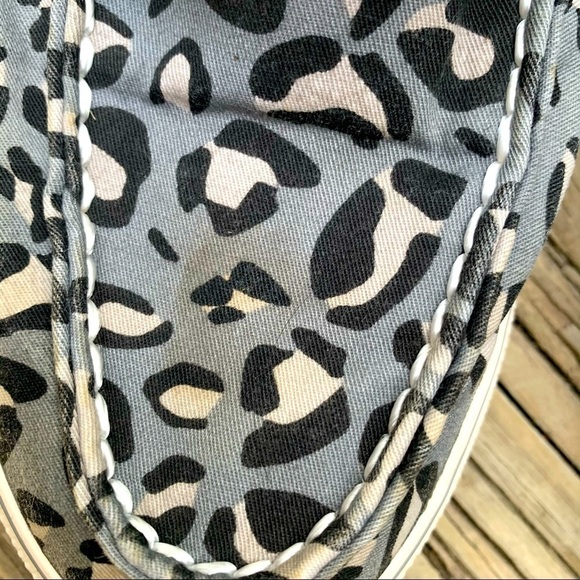 Animal Print Sperry’s Size 9.5 M - Picture 4 of 8